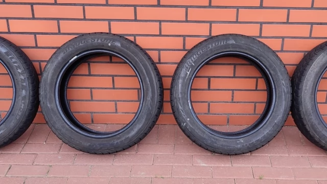 Tczew - Opony zimowe BRIDGESTONE BLIZZAK 195/55 r16 (4szt)