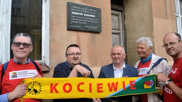 Tczew - Hołd dla Edmunda Raduńskiego - patrioty i społecznika z Tczewa
