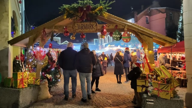 Tczew - Magia Świąt zawitała na gniewski rynek