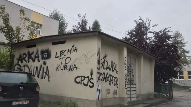 Tczew - Zamiast niszczyć mienie, jedź na mecz i dopinguj