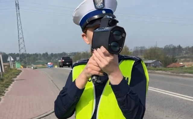 Tczew - Jechał za szybko, był pijany. 47-latek zatrzymany przez drogówkę