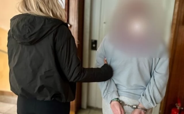 Tczew - Groźby w sieci i pobicie nastolatki. 17-latka z zarzutami