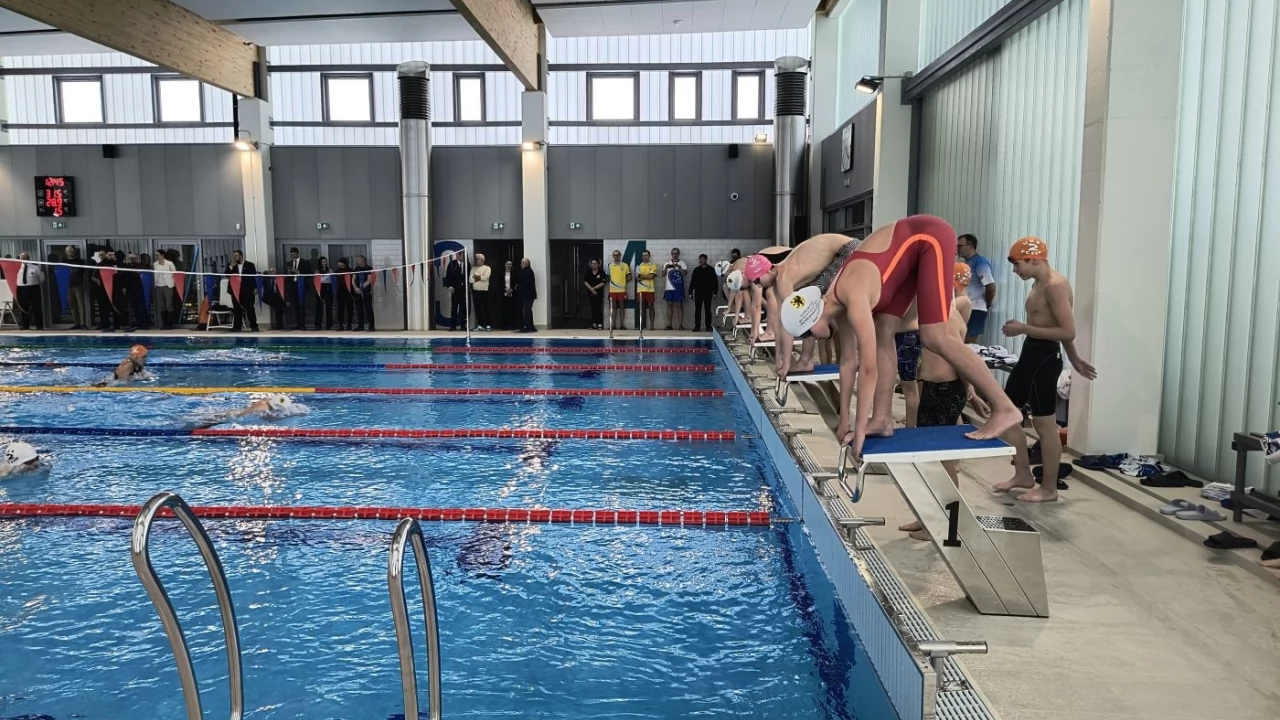 Tczew - Basen przy "12" otwarty