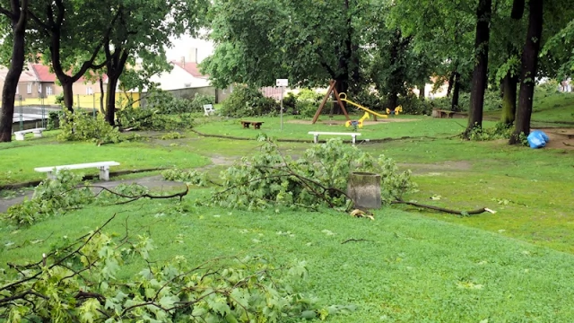 Tczew - Przez Tczew przeszła nawałnica. Kolejne doniesienia o jej skutkach