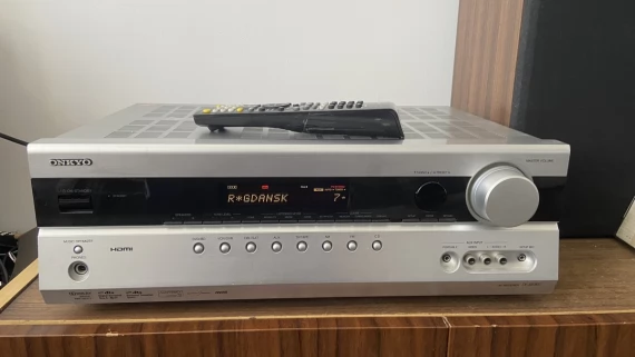 Tczew - Amplituner ONKYO TX - SR 307