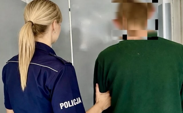 Tczew - Kryminalni zatrzymali 28-latka podejrzanego o wynoszenie perfum i szczoteczek z drogerii