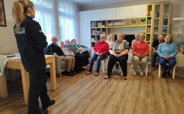 Tczew - Seniorzy z Tczewa rozmawiają o bezpieczeństwie