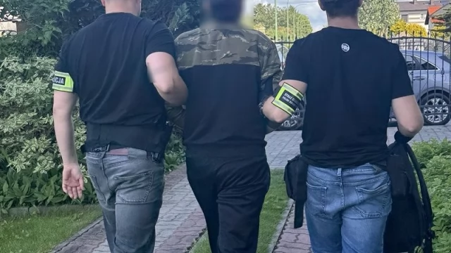 Tczew - Wspólne działania Policji i Straży Granicznej. 24-latek przebywał w Polsce nielegalnie