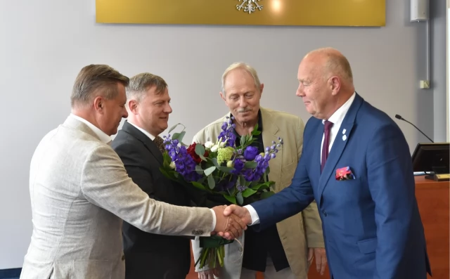 Tczew - Zarząd Powiatu z wotum zaufania i absolutorium