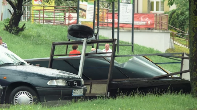 Tczew - Przez Tczew przeszła nawałnica. Kolejne doniesienia o jej skutkach