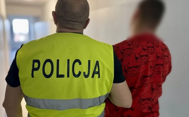 Tczew - Zapłacił 30 razy cudzą kartą - grozi mu nawet 10 lat!