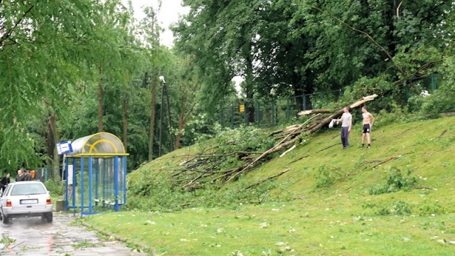Tczew - Przez Tczew przeszła nawałnica. Kolejne doniesienia o jej skutkach