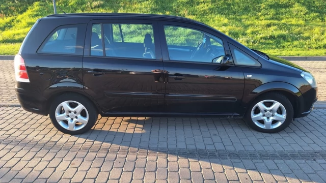 Tczew - Sprzedam Opel Zafira