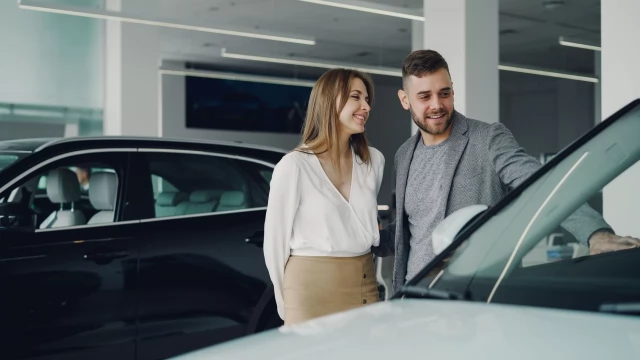 Tczew - Dlaczego elastyczna wypożyczalnia samochodów wygrywa z tradycyjnym leasingiem?