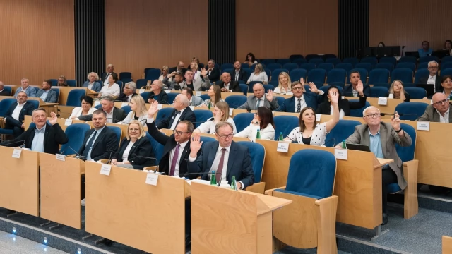 Tczew - Zarząd województwa z wotum zaufania i absolutorium