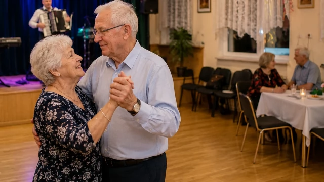 Tczew - Zaproszą seniorów na potańcówkę