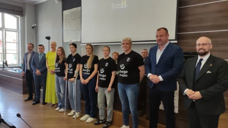 Tczew - Nagrody dla sportowców na sesji Rady Miasta