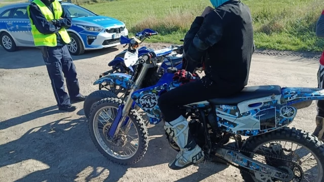 Tczew - Grupa nastolatków na quadach i motocyklach zatrzymana. Sprawą zajmie się sąd rodzinny