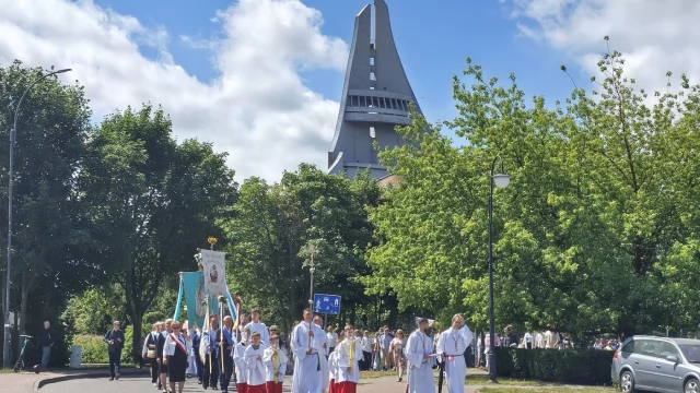 Tczew - Boże Ciało wierni wyszli na ulice