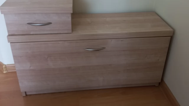 Tczew - Szafka na buty z siedziskiem i szufladą