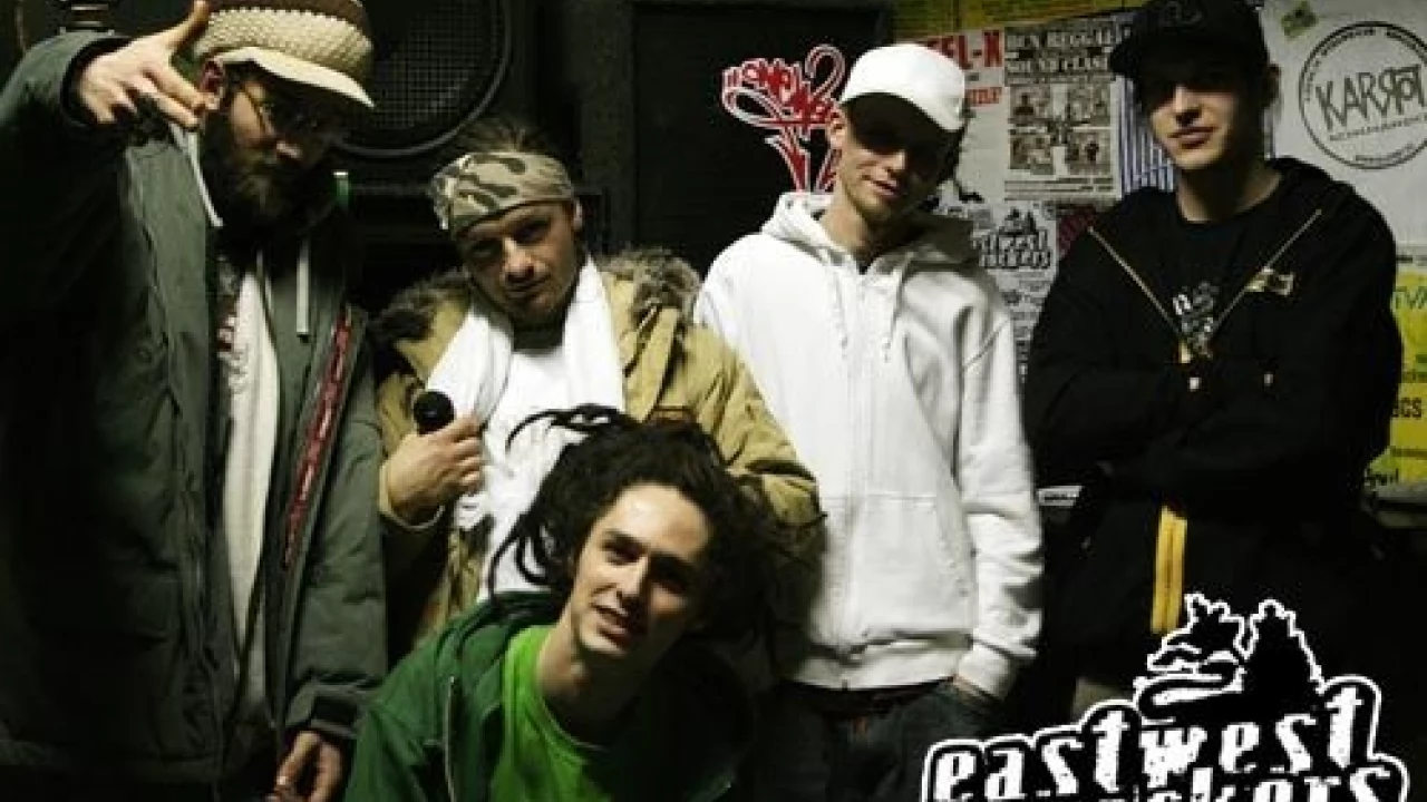 EastWest Rockers w "Zebrze"