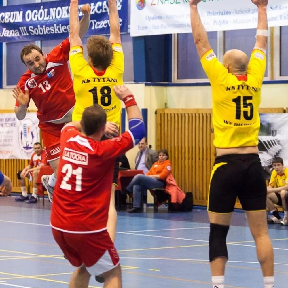 Latocha Agropom - Tytani Wejherowo