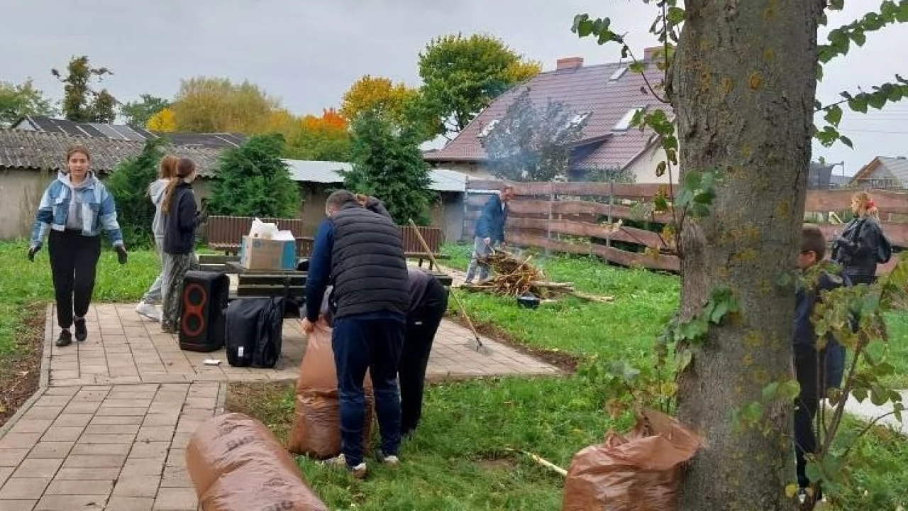 Mieszkańcy posprzątali wieś