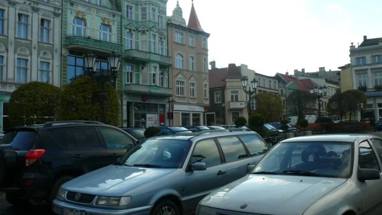 Płatne parkowanie na placu Hallera?