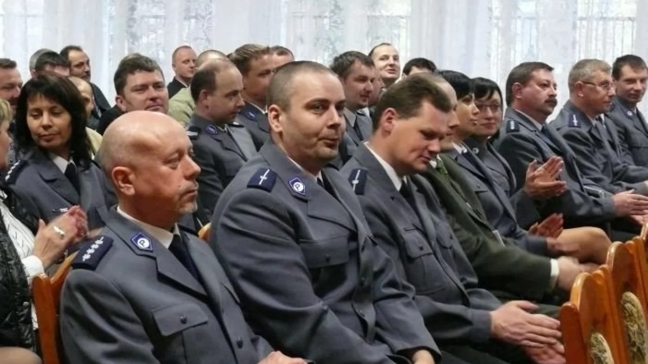 Pochwal dobrego dzielnicowego