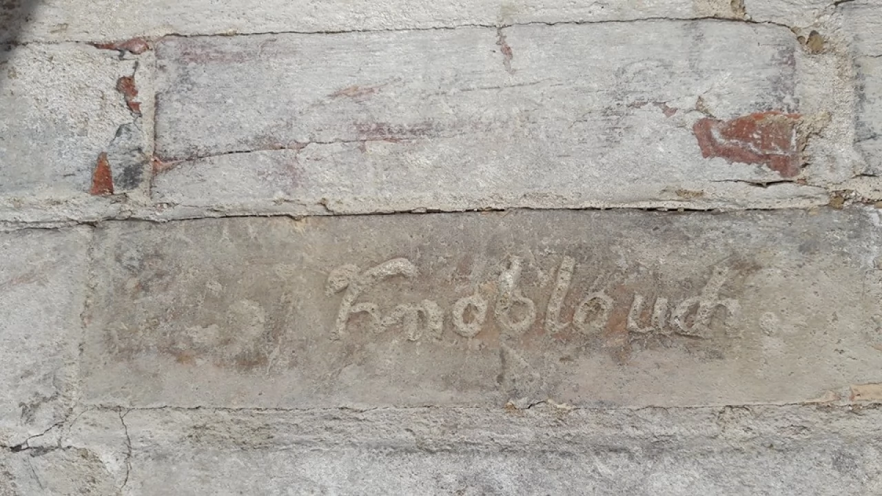 Podpisali się podczas budowy mostu. Podpisy przetrwały ponad 160 lat