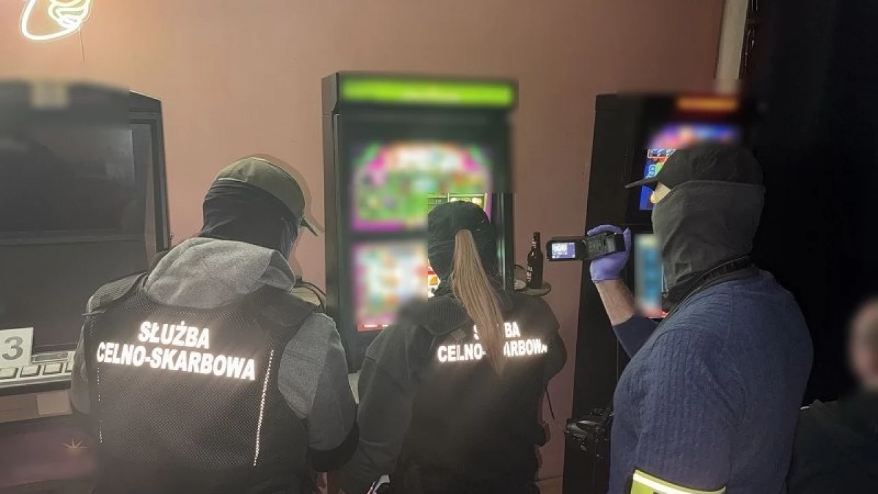 Policjanci uderzyli w nielegalny haz*rd