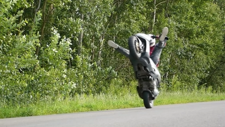 Skutery - problem miasta!