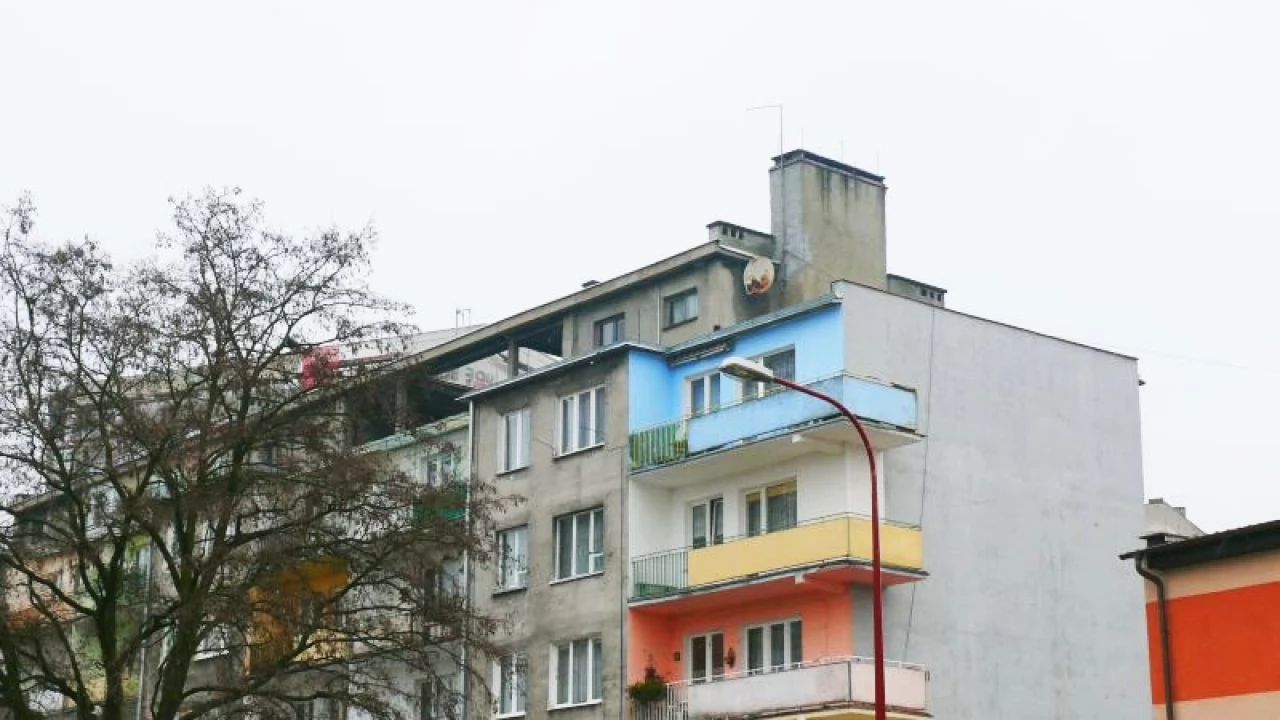 Stacje bazowe jednak staną?