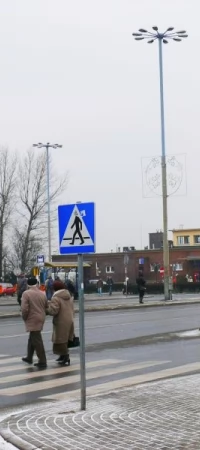 Zimą dla wielu bezdomnych dworzec i jego okolice stają się domem