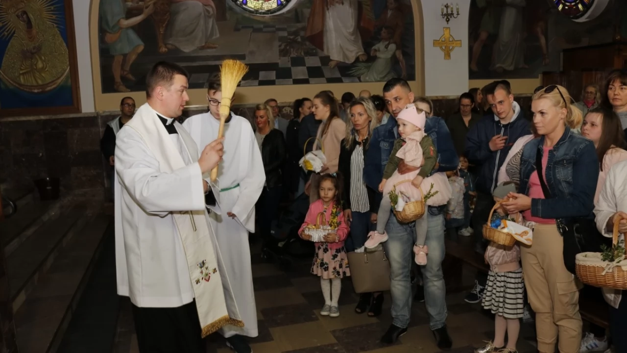 Tczew - Święcenie pokarmów w tczewskich kościołach