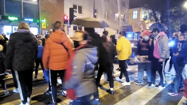Tczew - Kolejny dzień protestów po decyzji TK ws. aborcji #PiekłoKobiet
