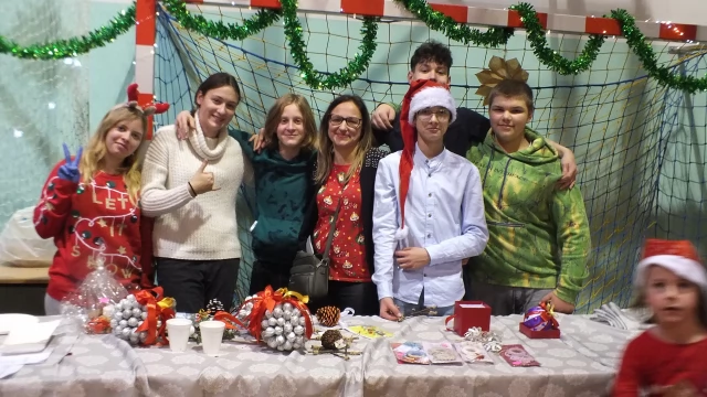 Tczew - Tam już czuć święta! Kiermasz w SP 7