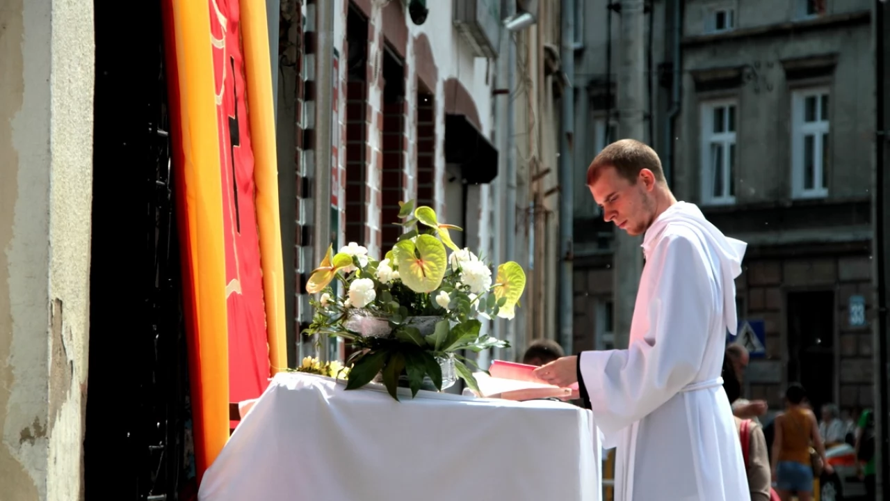 Tczew - Boże Ciało. Wierni wyszli na ulice