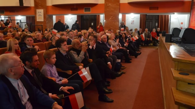 Tczew - Karol Nawrocki w Tczewie o pakcie migracyjnym i zielonym ładzie