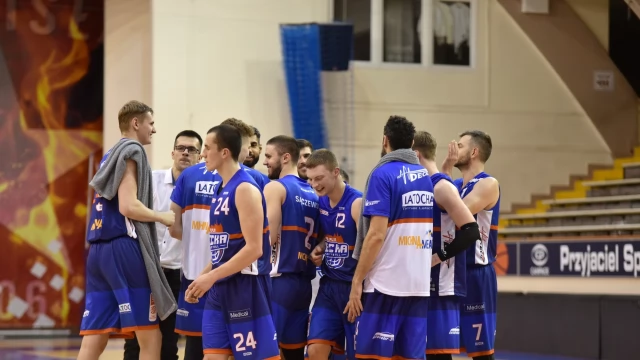 Tczew - DECKA PELPLIN pokonuje Wisłę Kraków na koniec rundy!
