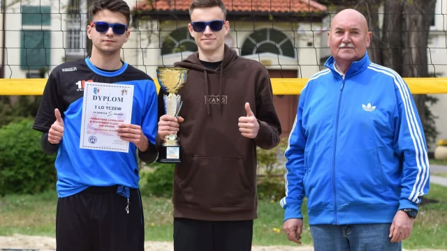 Tczew - Powiatowa Licealiada w Siatkówce Plażowej Dziewcząt i Chłopców