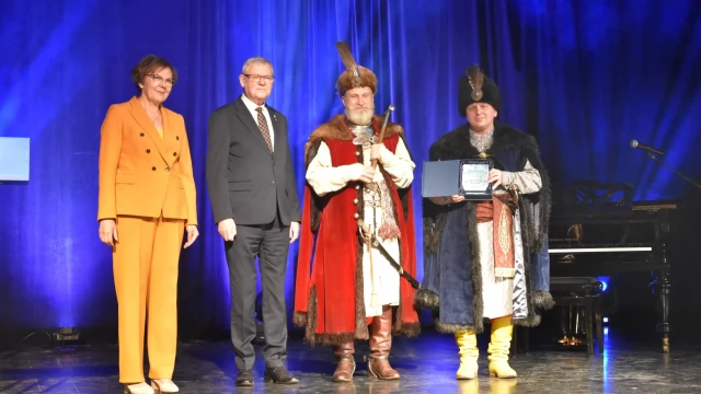 Tczew - Starosta nagrodził ludzi kultury i sportu