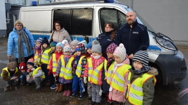 Tczew - Przedszkolaki z wizytą u policjantów