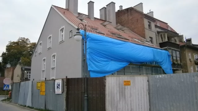 Tczew - Coraz bliżej zakończenia prac rewitalizacyjnych w kamienicach przy ul. Zamkowej