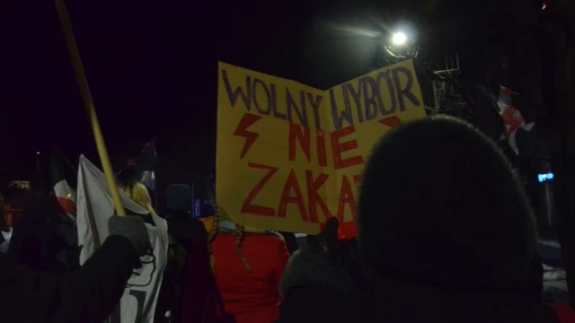 Tczew - Po ograniczeniu praw aborcyjnych kolejne protesty na ulicach Tczewa