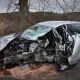 Tczew - Zjechała z drogi i uderzyła w drzewo