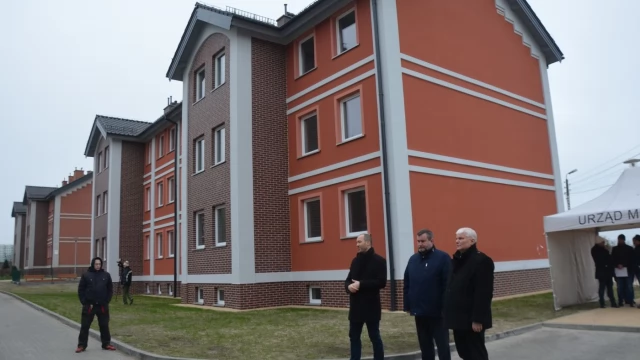 Tczew - Os. Zatorze. 36 rodzin odebrało klucze do nowych mieszkań