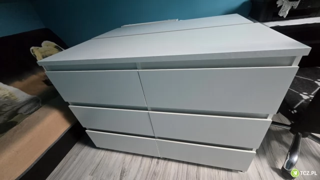 Tczew - Sprzedam 2 białe komody z szufladami