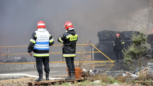 Tczew - Poważny pożar w Zajączkowie Tczewskim. Kilkanaście zastępów straży na miejscu