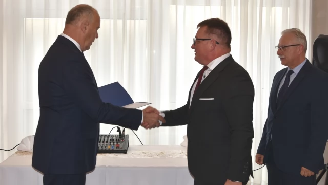 Tczew - Starosta wyróżnił nauczycieli